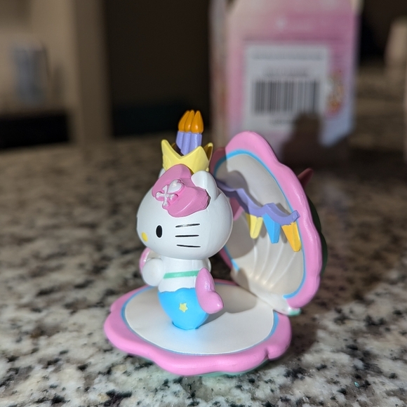 Tokidoki x Hello Kitty 50th Birthday Blind Box - Picture 2 of 6